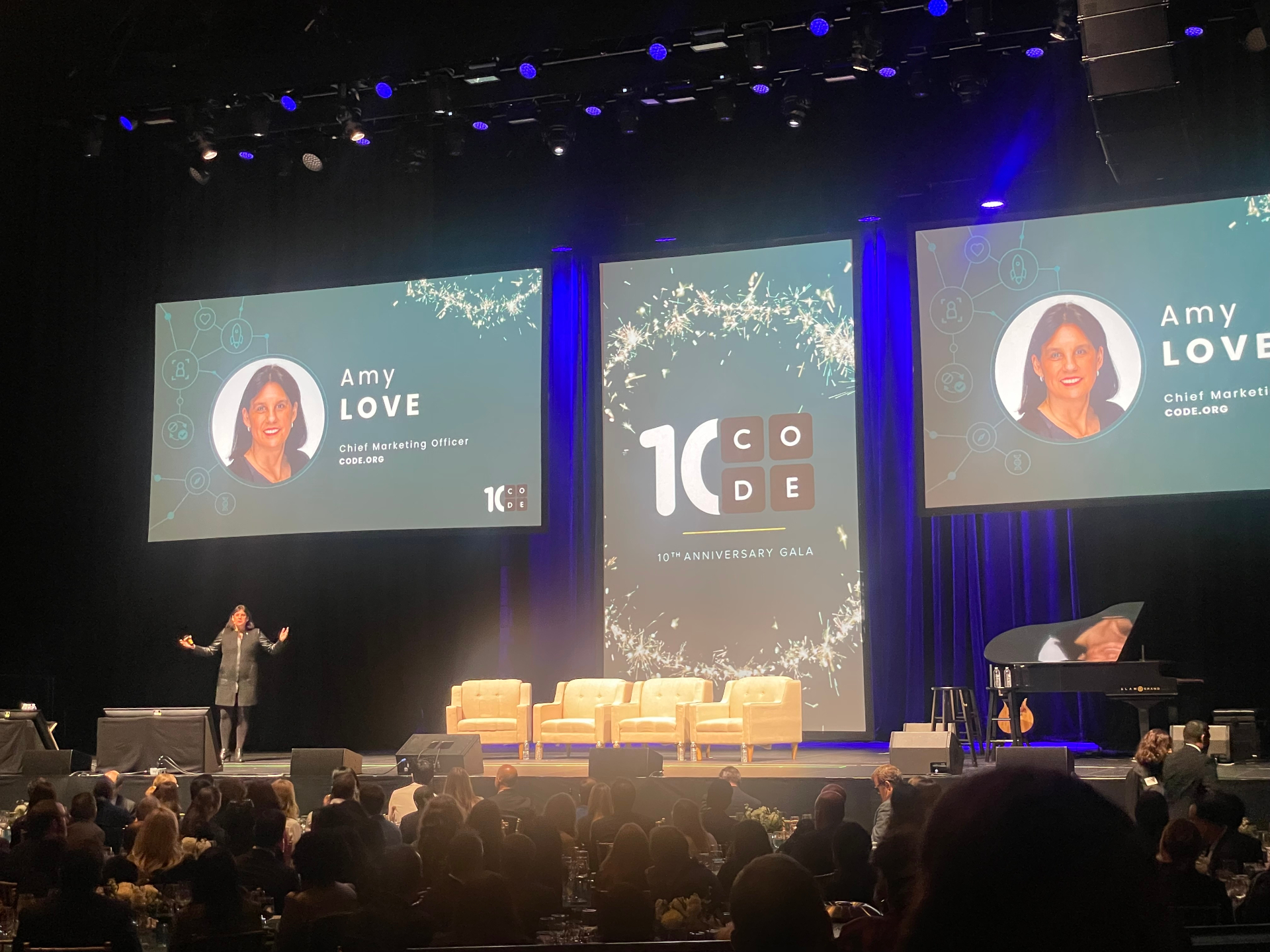 Nationally recognized speaker on AI, CS, and Technology and #1 National Best-selling Parenting in the Age of AI author